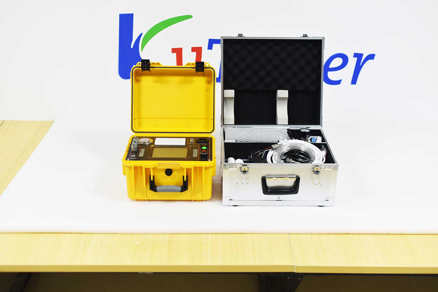 591f1ea4e90d86e564bd9e148f805b44.jpg KST-310A 组合.jpg